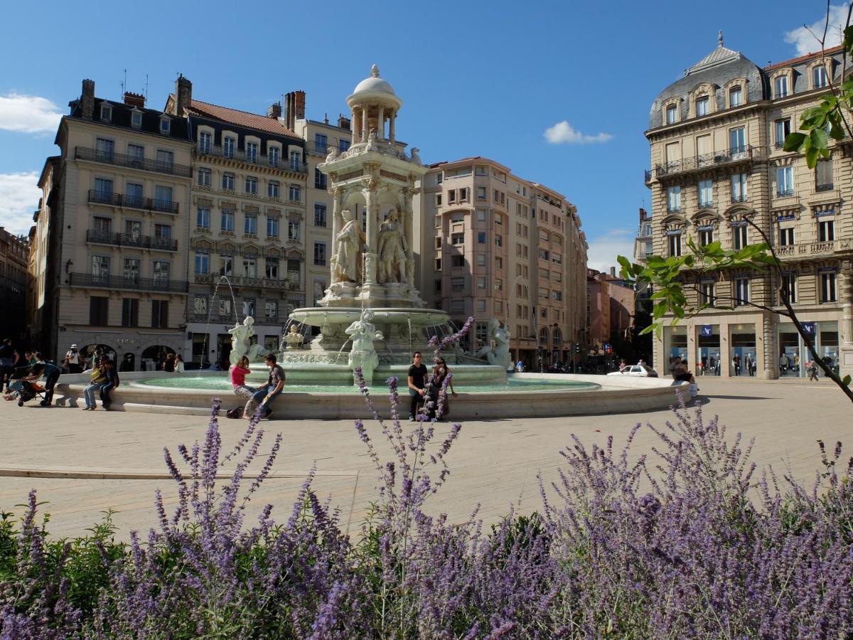 Jolie Chambre A Louer - Vue Imprenable Lyon Exteriér fotografie